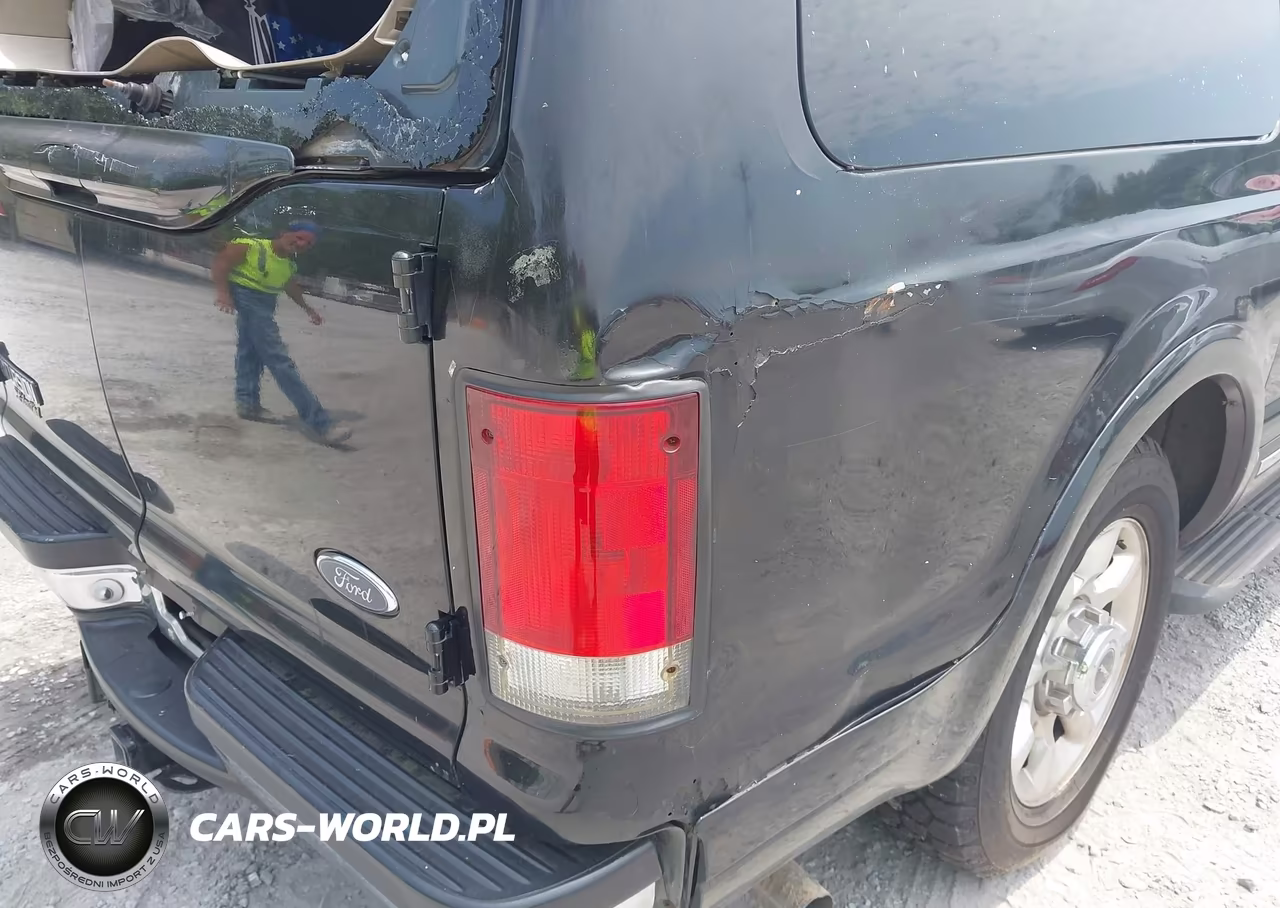 2005 Ford Excursion Limited VIN:1FMNU42S65EB63256 - 17