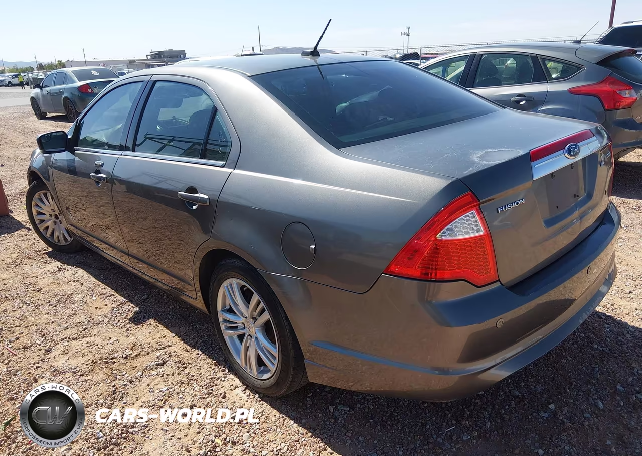 2011 Ford Fusion Hybrid VIN:3FADP0L33BR141592 - 3