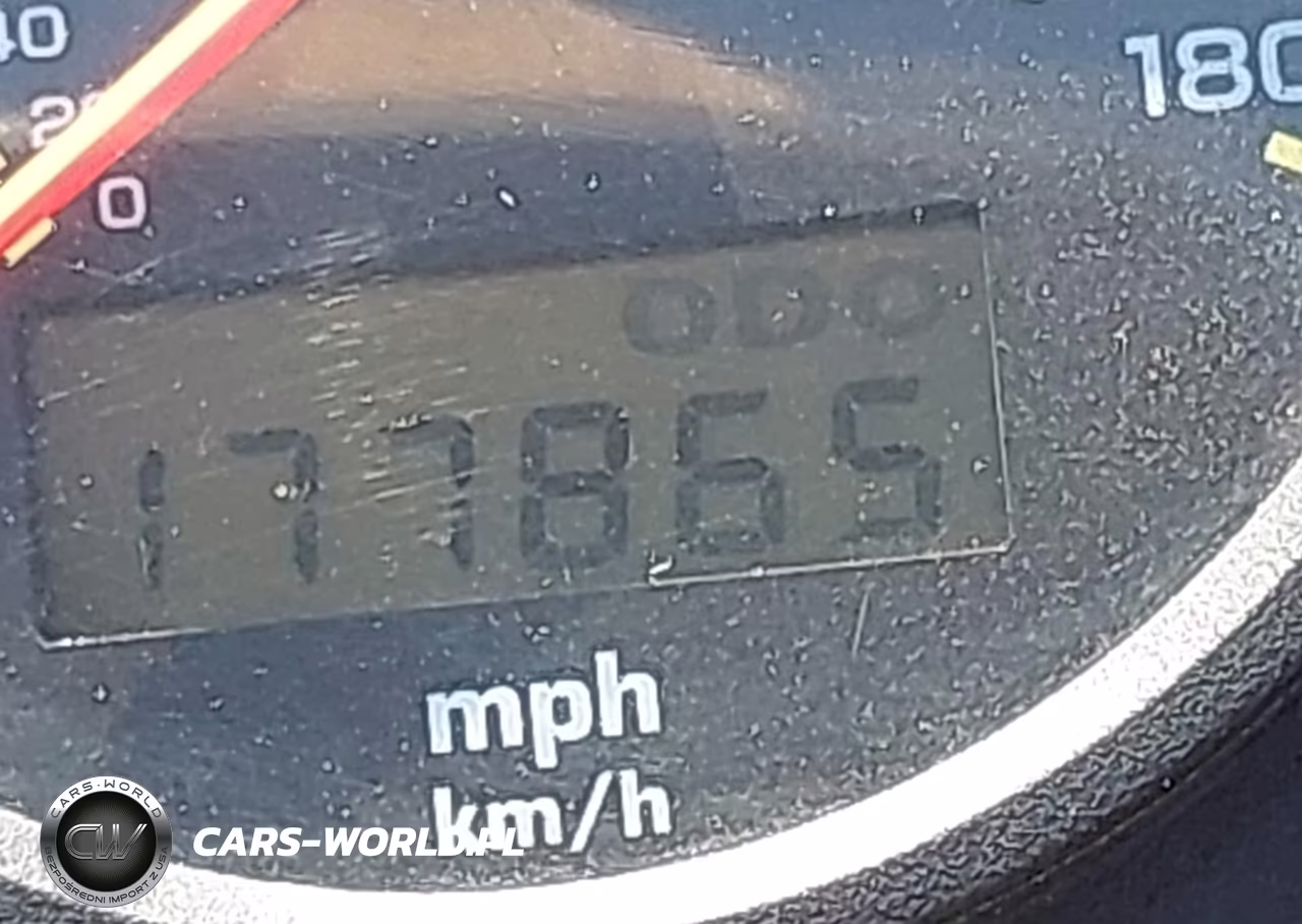 2001 Yamaha Fzs10 VIN:JYARN07Y51A000247 - 7