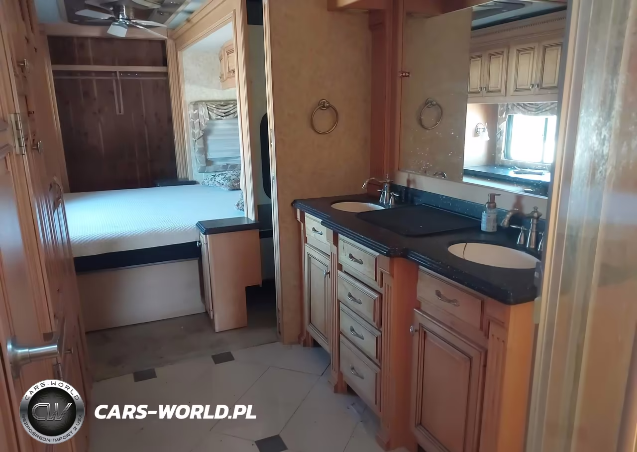 2007 Spartan Motors Motorhome 4Vz VIN:4VZAT1C967C056057 - 8