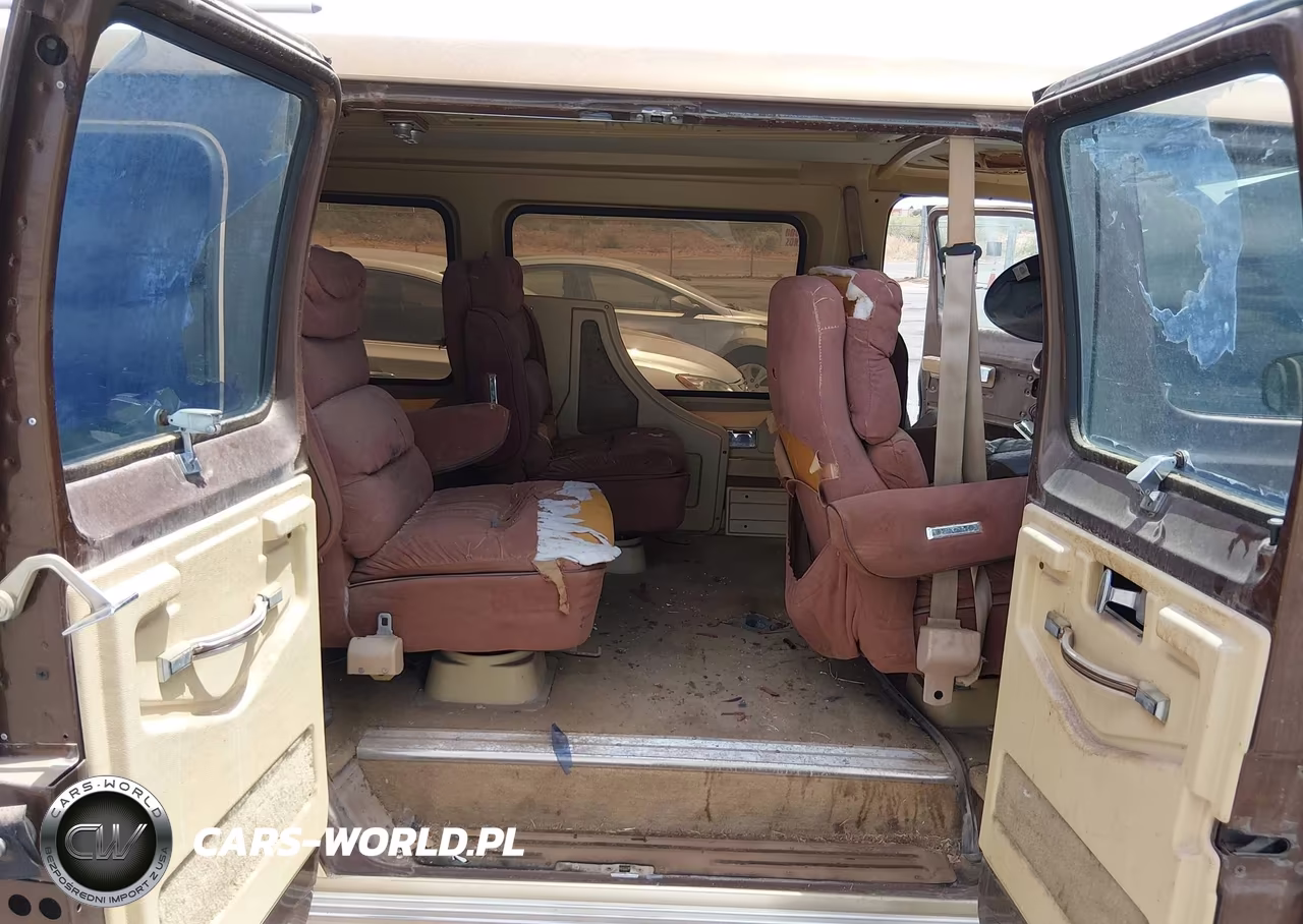 1986 Dodge Ram Van B250 VIN:2B6HB23T8GK561803 - 8