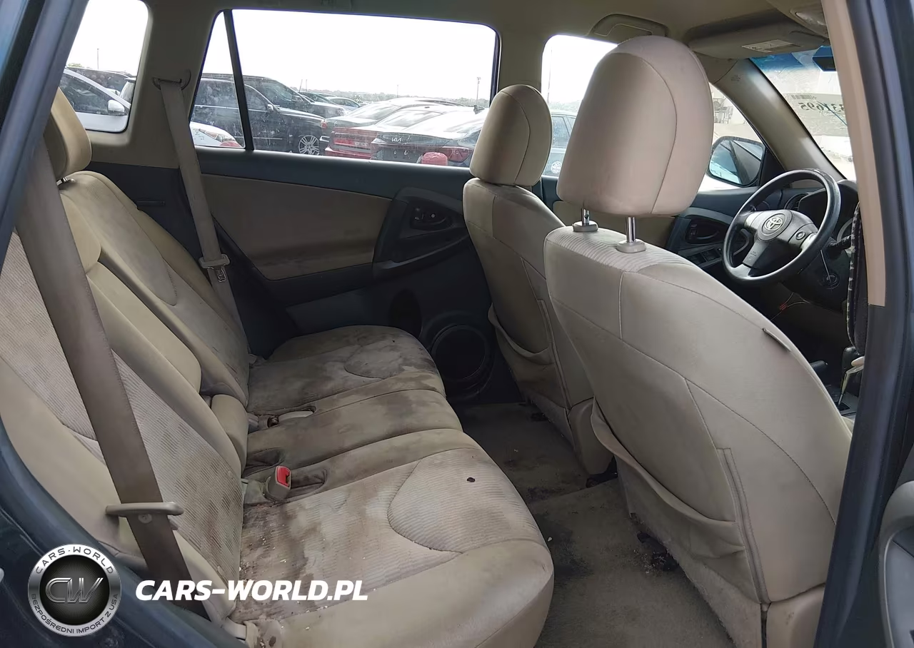 2011 Toyota Rav4 VIN:2T3ZF4DV1BW090843 - 8