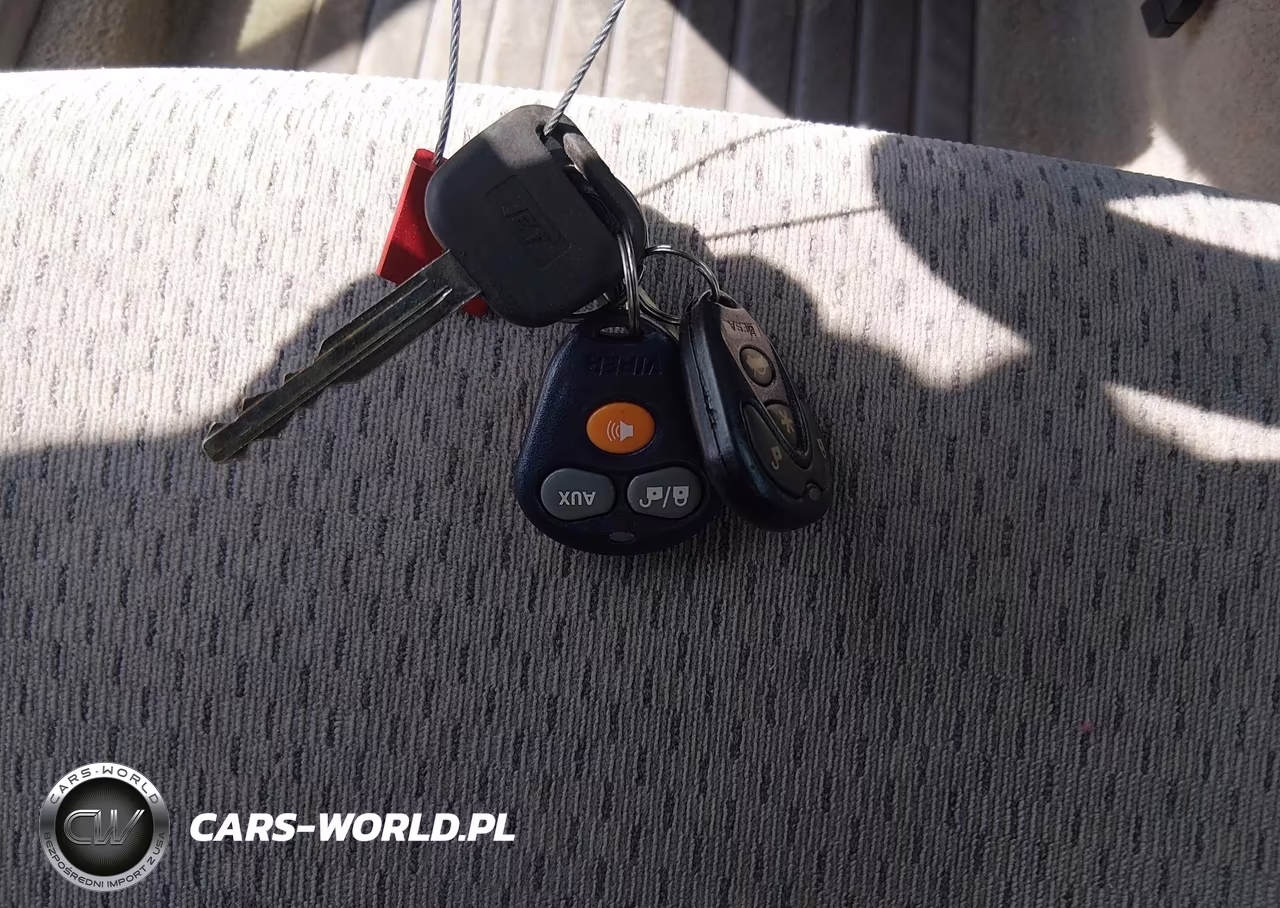 TOYOTA CAMRY VIN:4T1BE32K13U134986 - 11