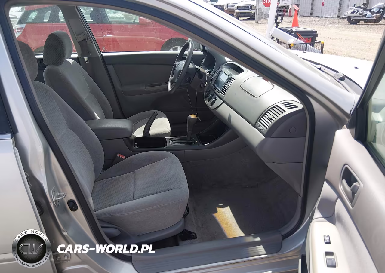 TOYOTA CAMRY VIN:4T1BE32K13U134986 - 5