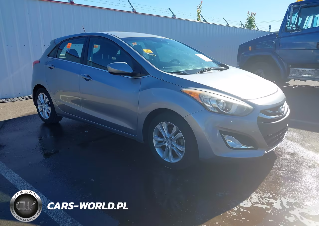 2015 Hyundai Elantra Gt – zdjęcie 1 z 19