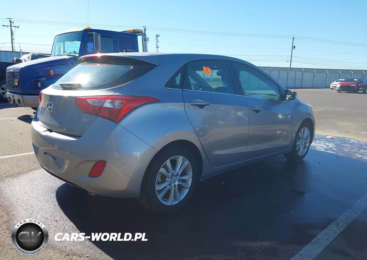 2015 Hyundai Elantra Gt VIN:KMHD35LH3FU242429 - 4