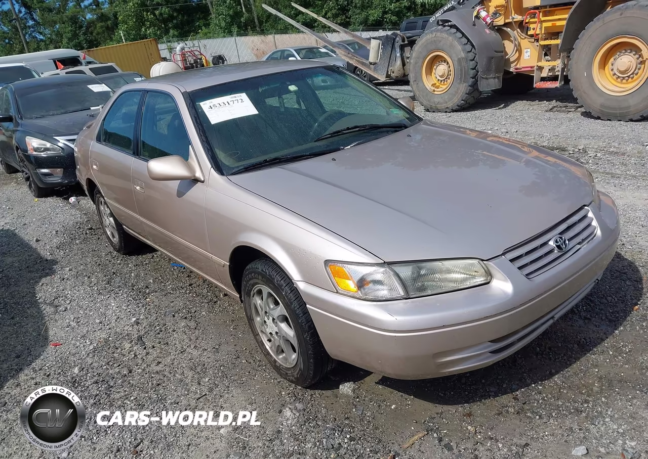1999 Toyota Camry Le V6 – zdjęcie 1 z 13