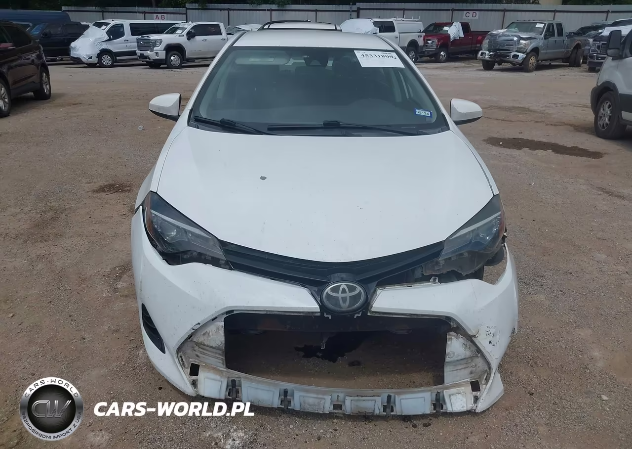 2018 Toyota Corolla Le VIN:5YFBURHE8JP791872 - 6