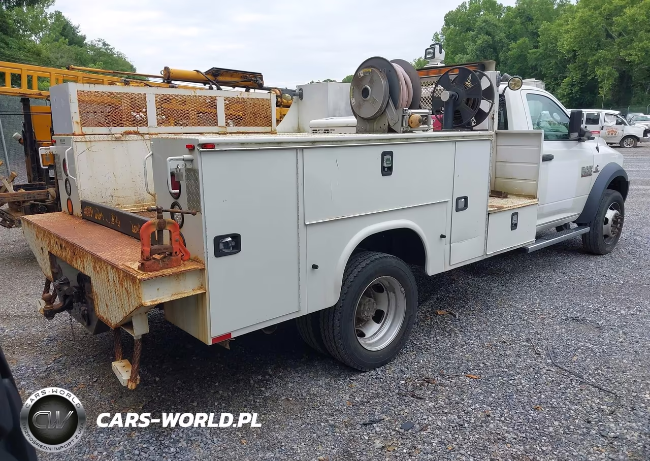2016 Ram 5500 Chassis Tradesman-Slt VIN:3C7WRNBL2GG342689 - 4