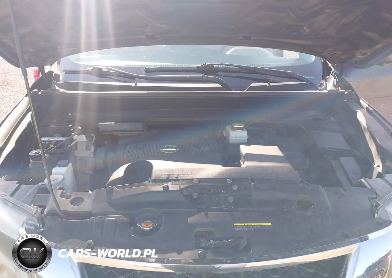 2016 Nissan Pathfinder Platinum VIN:5N1AR2MN3GC602679 - 10