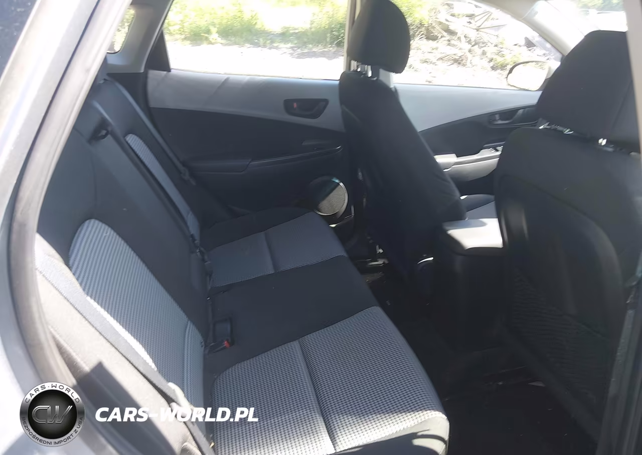 2018 Hyundai Kona Se VIN:KM8K12AA5JU174113 - 8
