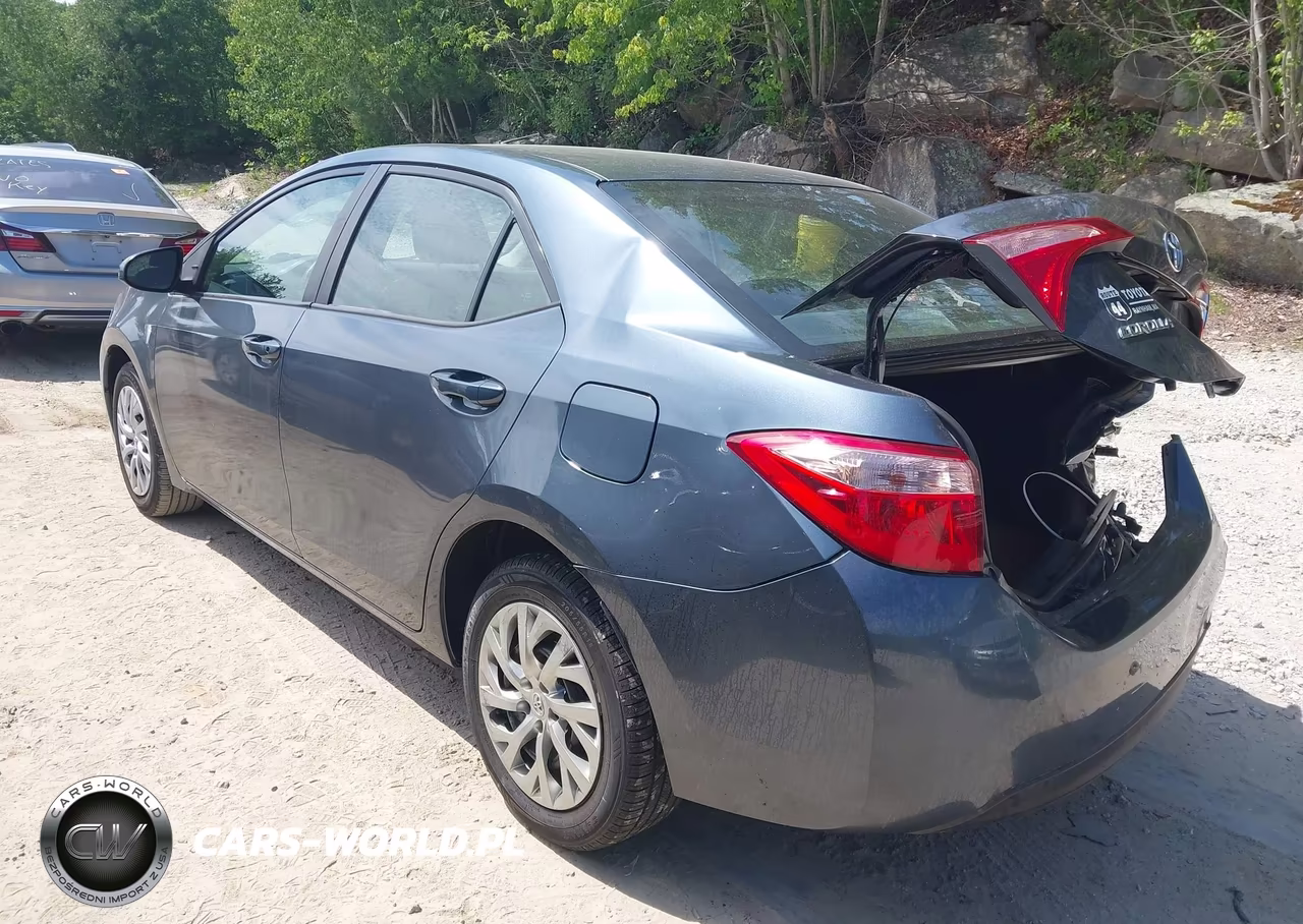 2019 Toyota Corolla Le VIN:2T1BURHE7KC193791 - 3