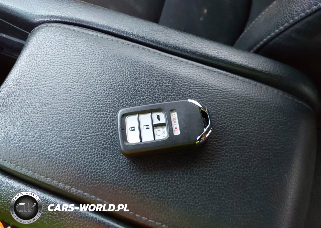 2019 Honda Civic Sport VIN:2HGFC2F8XKH582747 - 11