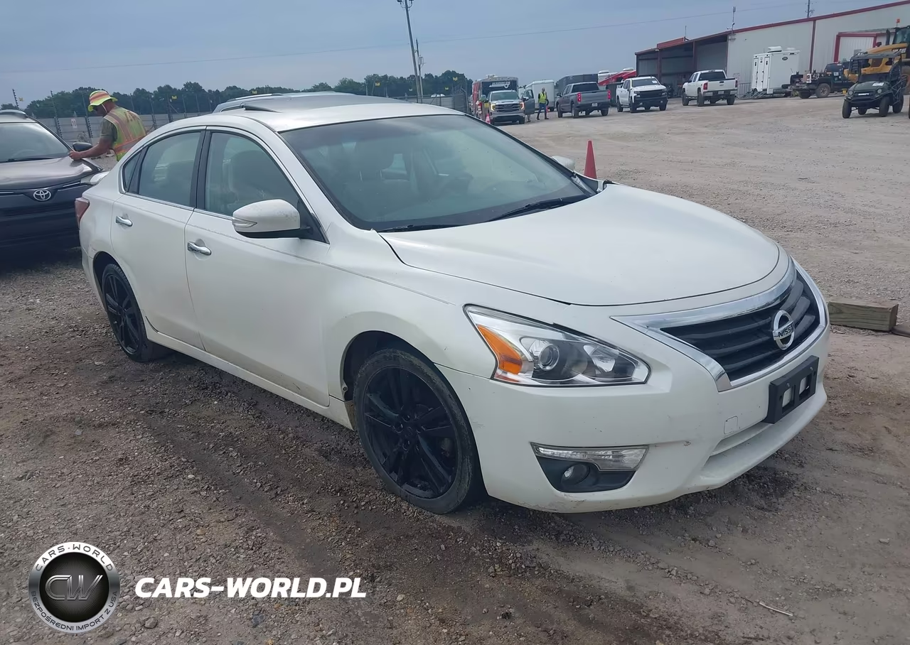 2013 Nissan Altima 3.5 Sv – zdjęcie 1 z 11