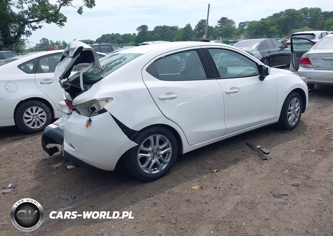 2017 Toyota Yaris Ia VIN:3MYDLBYVXHY156196 - 4