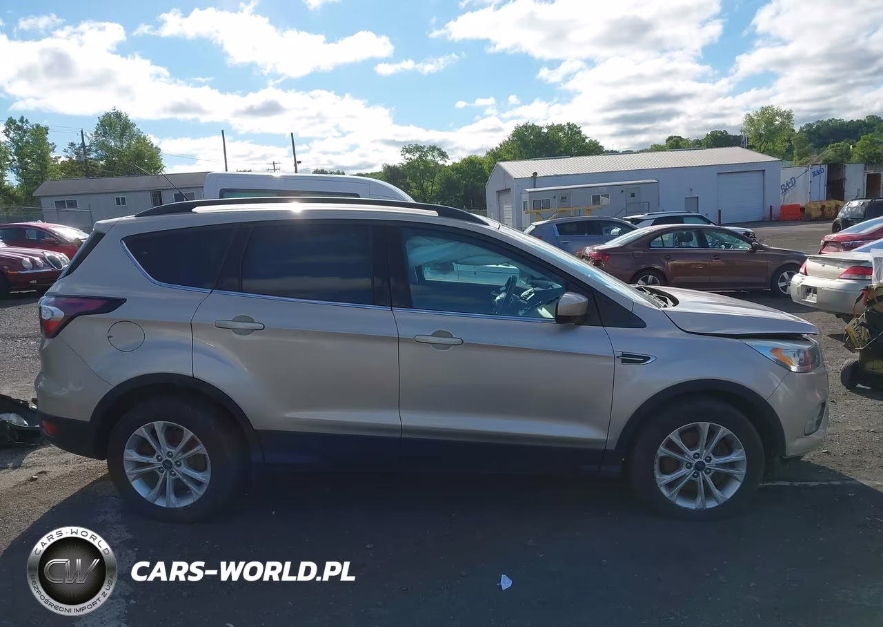 2017 Ford Escape Se VIN:1FMCU9GD7HUA87006 - 13