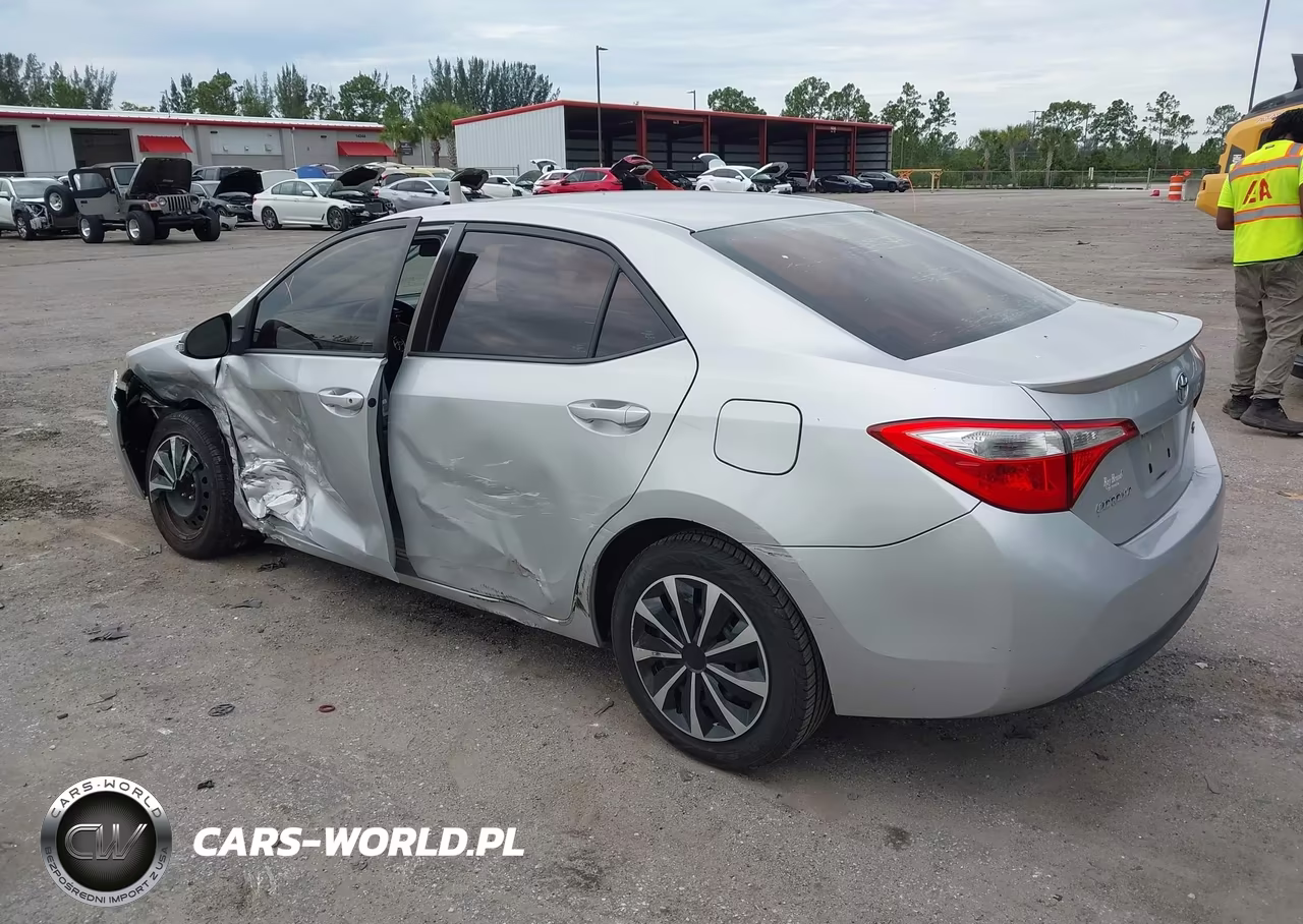 2014 Toyota Corolla S VIN:5YFBURHE5EP138759 - 3