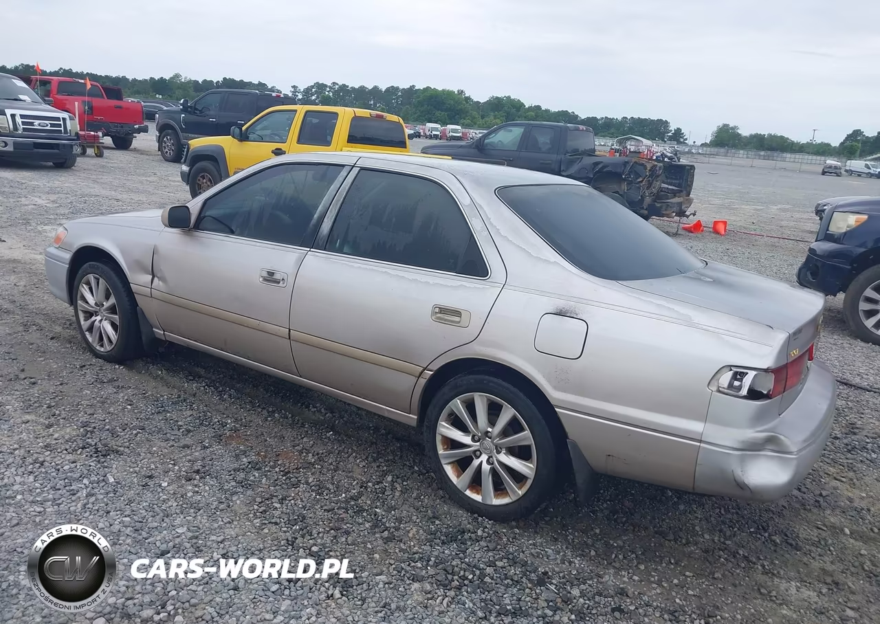 2001 Toyota Camry Le VIN:4T1BG22K91U792136 - 3