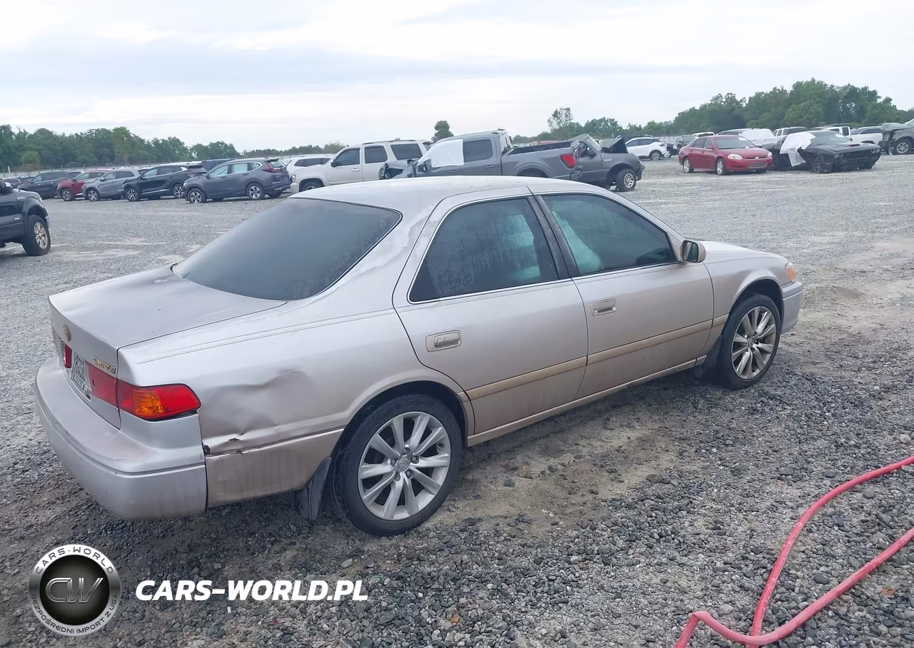 2001 Toyota Camry Le VIN:4T1BG22K91U792136 - 4