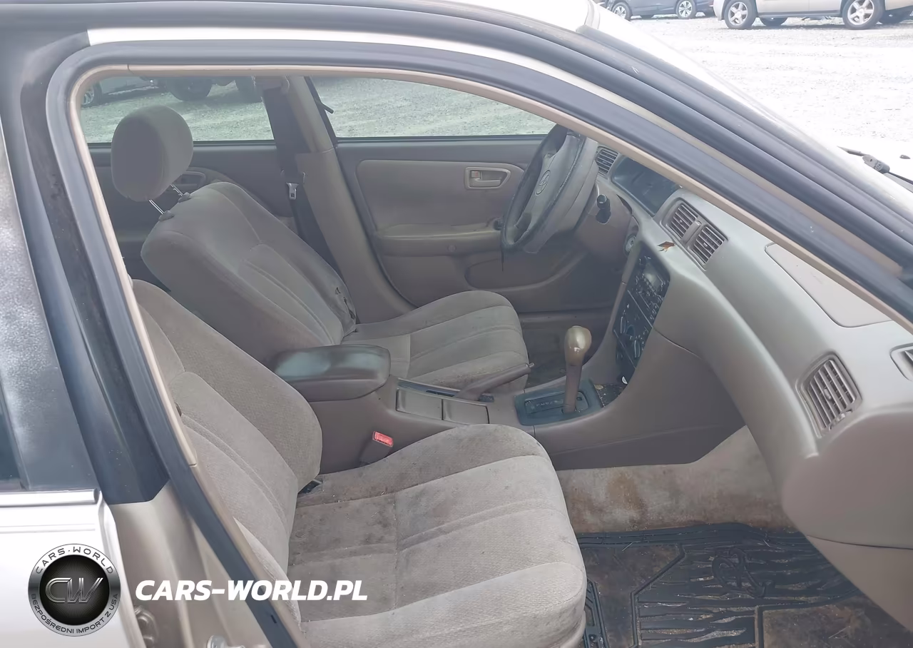2001 Toyota Camry Le VIN:4T1BG22K91U792136 - 5