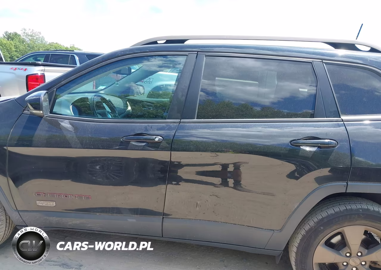 2016 Jeep Cherokee 75Th Anniversary VIN:1C4PJMCB9GW305097 - 15