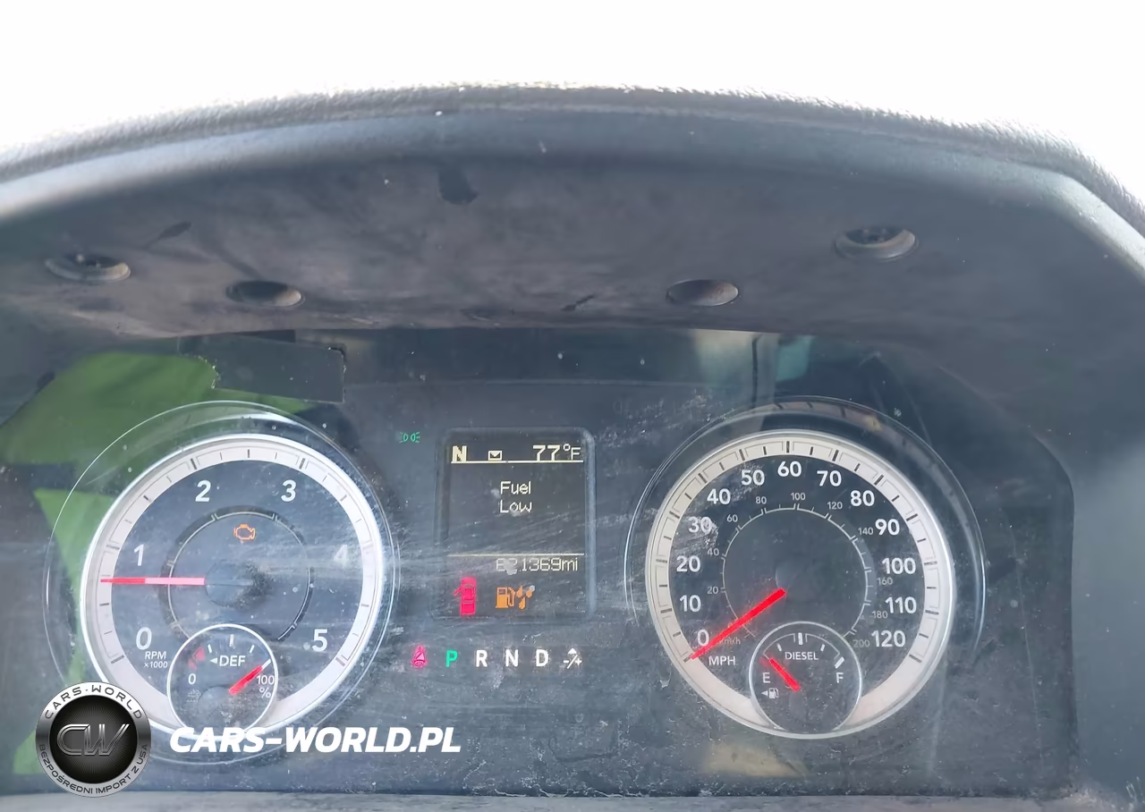 2018 Ram 3500 Chassis Tradesman-Slt-Laramie VIN:3C7WRTCL8JG312722 - 5