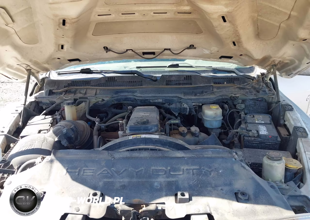 2018 Ram 3500 Chassis Tradesman-Slt-Laramie VIN:3C7WRTCL8JG312722 - 9