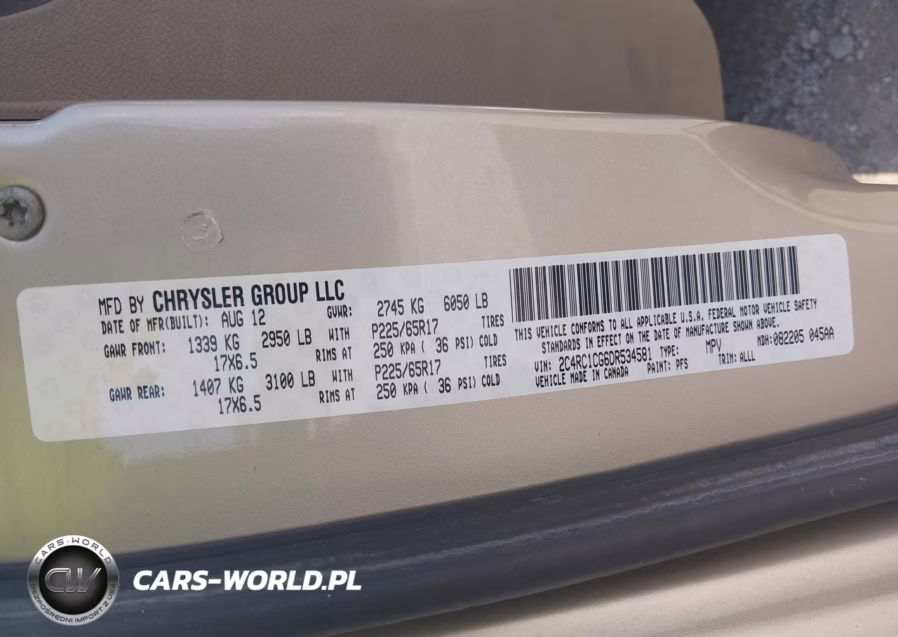 2013 Chrysler Town & Country Touring-L VIN:2C4RC1CG6DR534581 - 9