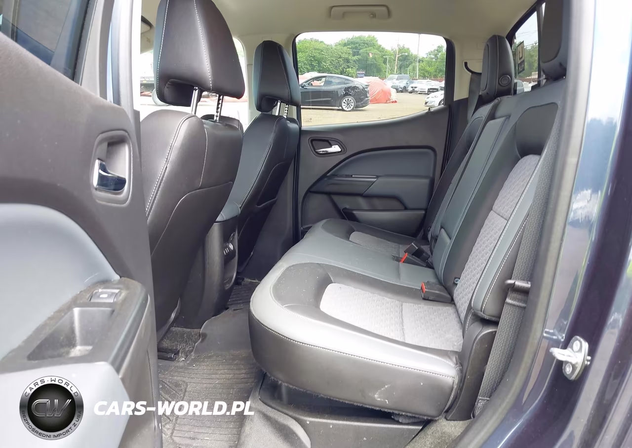2018 Chevrolet Colorado Z71 VIN:1GCGTDEN2J1238431 - 8