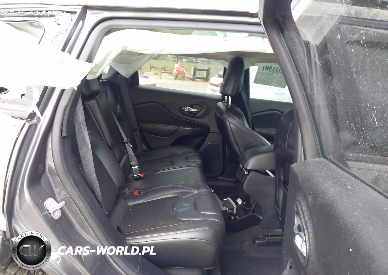 2021 Jeep Cherokee Trailhawk 4X4 VIN:1C4PJMBX9MD175732 - 8