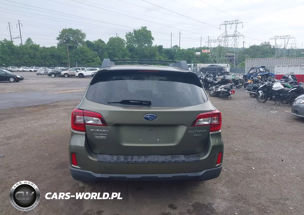 2015 Subaru Outback 3.6R Limited VIN:4S4BSENC0F3250571 - 16