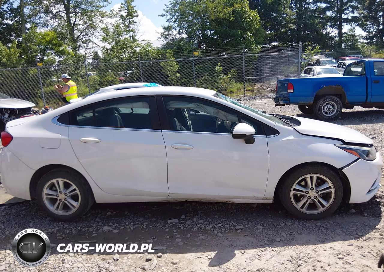 2018 Chevrolet Cruze Lt Auto VIN:1G1BE5SM5J7200851 - 14
