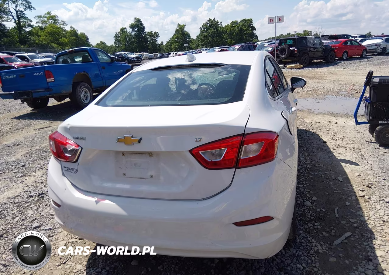 2018 Chevrolet Cruze Lt Auto VIN:1G1BE5SM5J7200851 - 17
