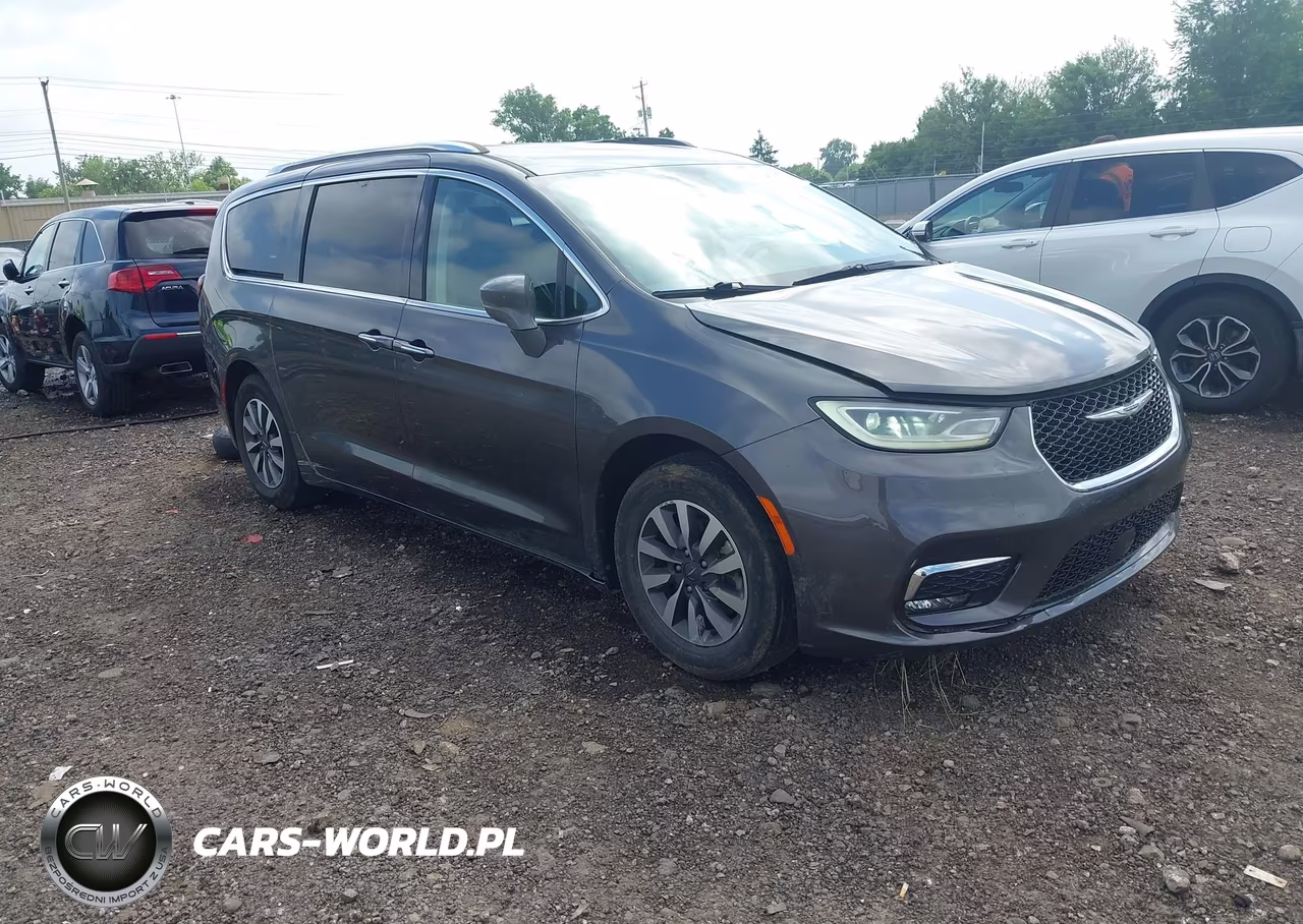 2021 Chrysler Pacifica Touring L – zdjęcie 1 z 17