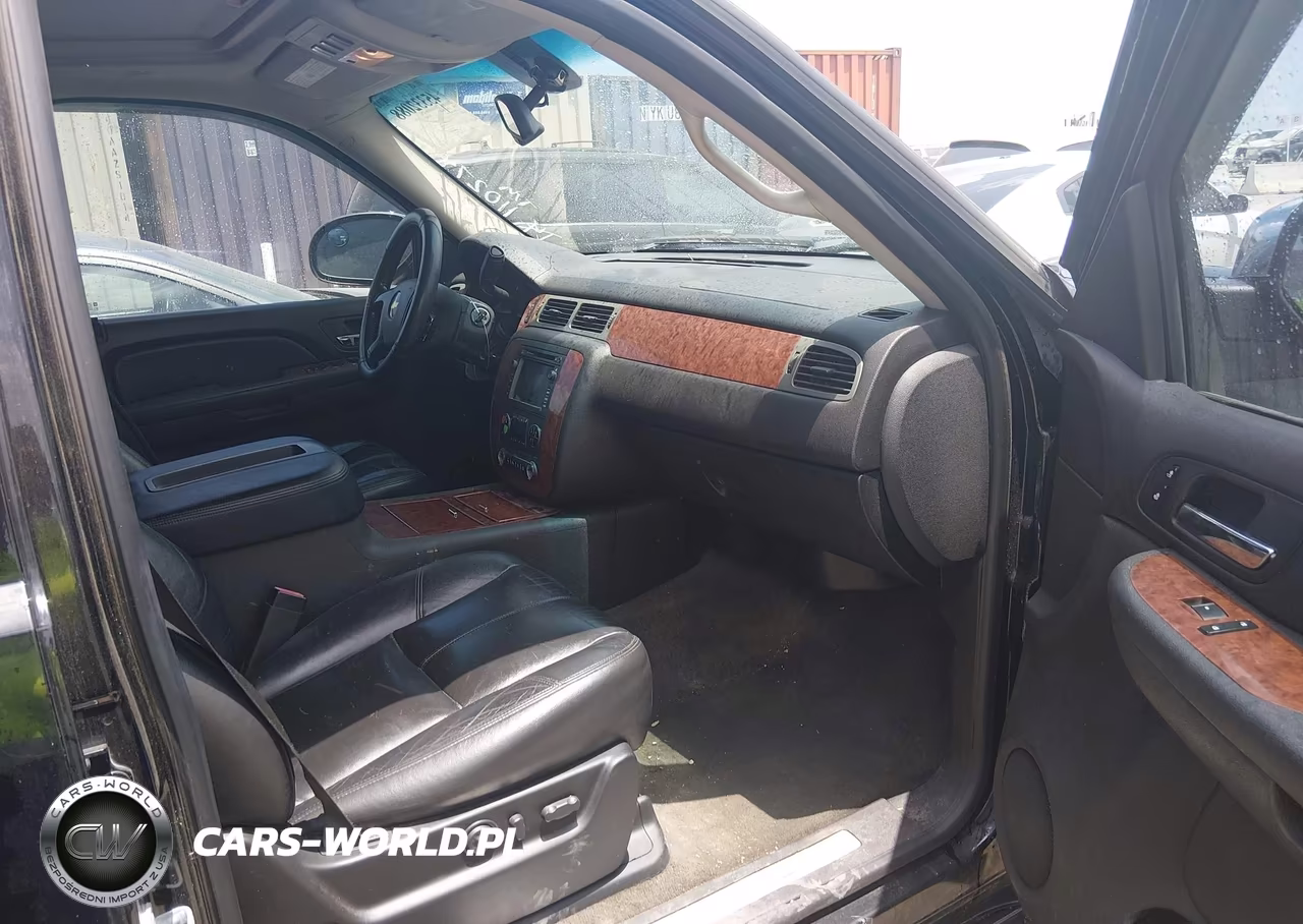 2008 Chevrolet Tahoe Ltz VIN:1GNFK13008J110274 - 5