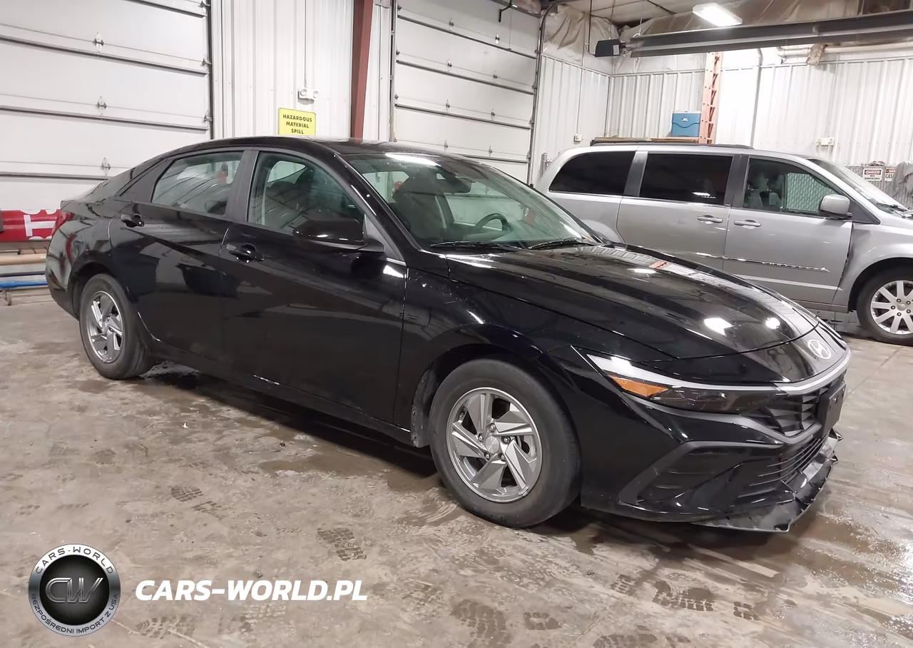 2024 Hyundai Elantra Se