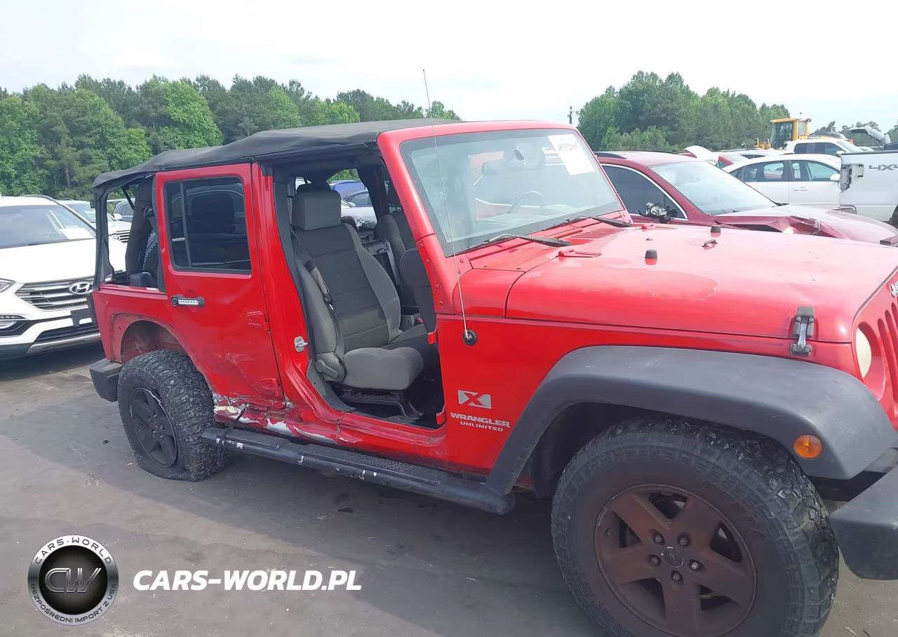 2007 Jeep Wrangler Unlimited X VIN:1J4GB39187L126986 - 13