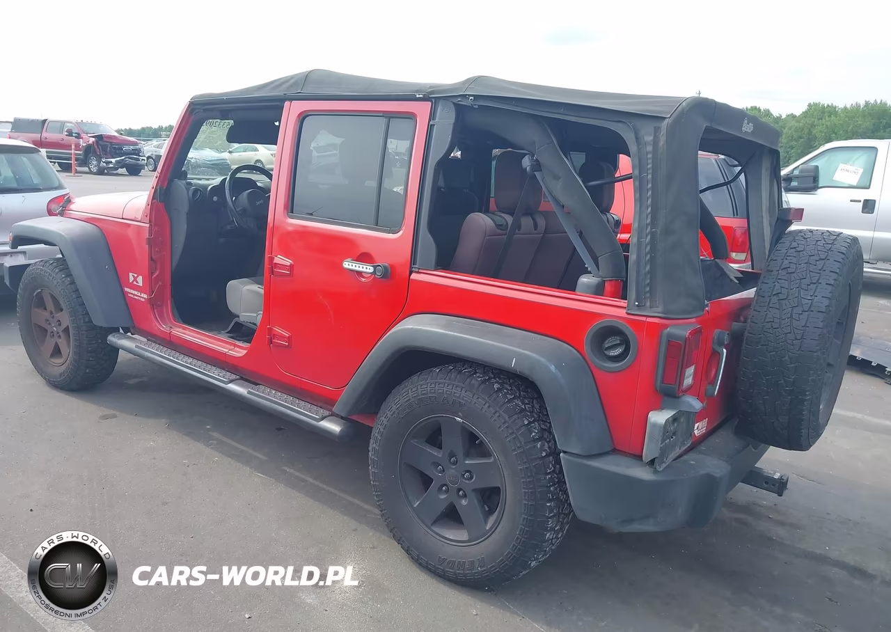 2007 Jeep Wrangler Unlimited X VIN:1J4GB39187L126986 - 3