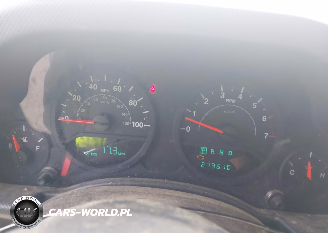 2007 Jeep Wrangler Unlimited X VIN:1J4GB39187L126986 - 7