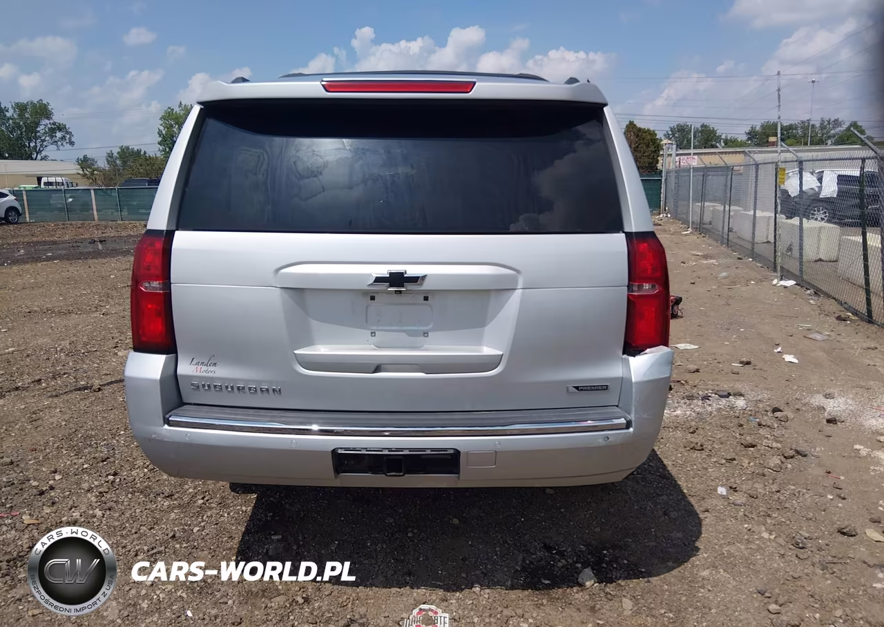 2018 Chevrolet Suburban Premier VIN:1GNSKJKC2JR175628 - 17