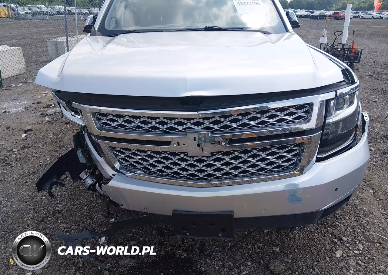 2018 Chevrolet Suburban Premier VIN:1GNSKJKC2JR175628 - 21