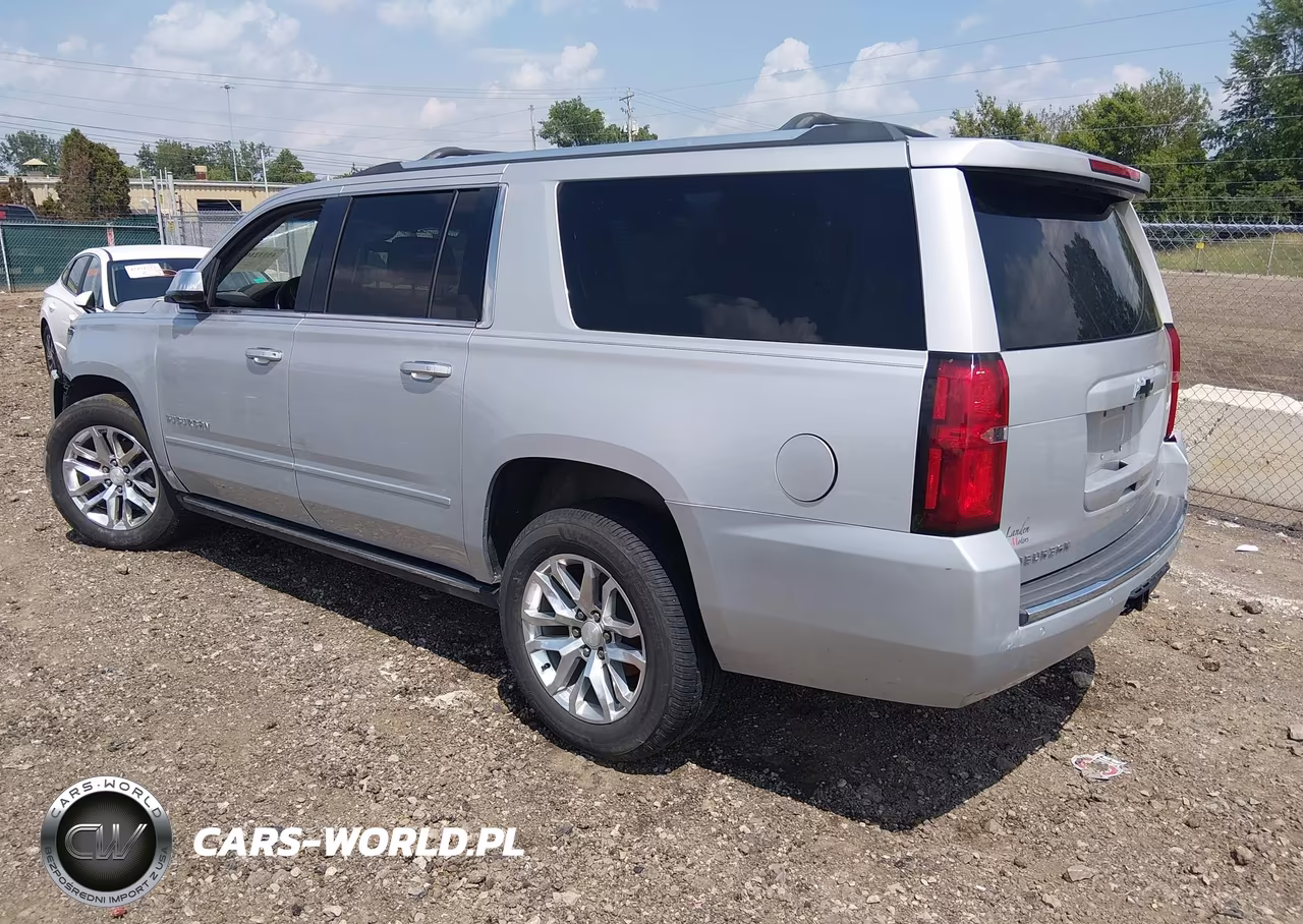 2018 Chevrolet Suburban Premier VIN:1GNSKJKC2JR175628 - 3
