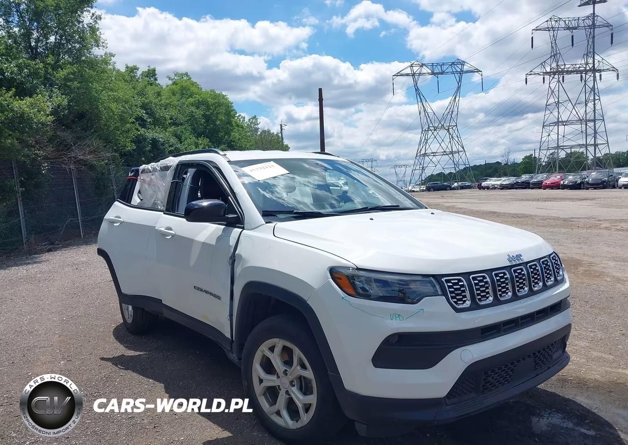 2024 Jeep Compass Latitude 4X4 – zdjęcie 1 z 17