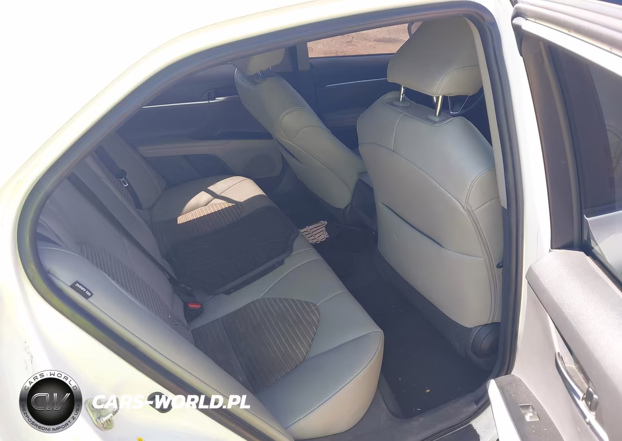 2018 TOYOTA CAMRY VIN:4T1B11HK1JU672995 - 8