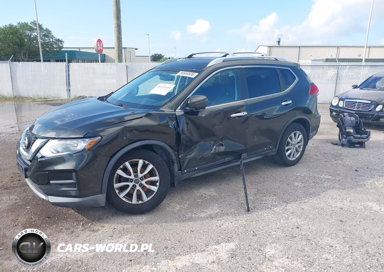 2017 Nissan Rogue VIN:KNMAT2MV3HP552480 - 2