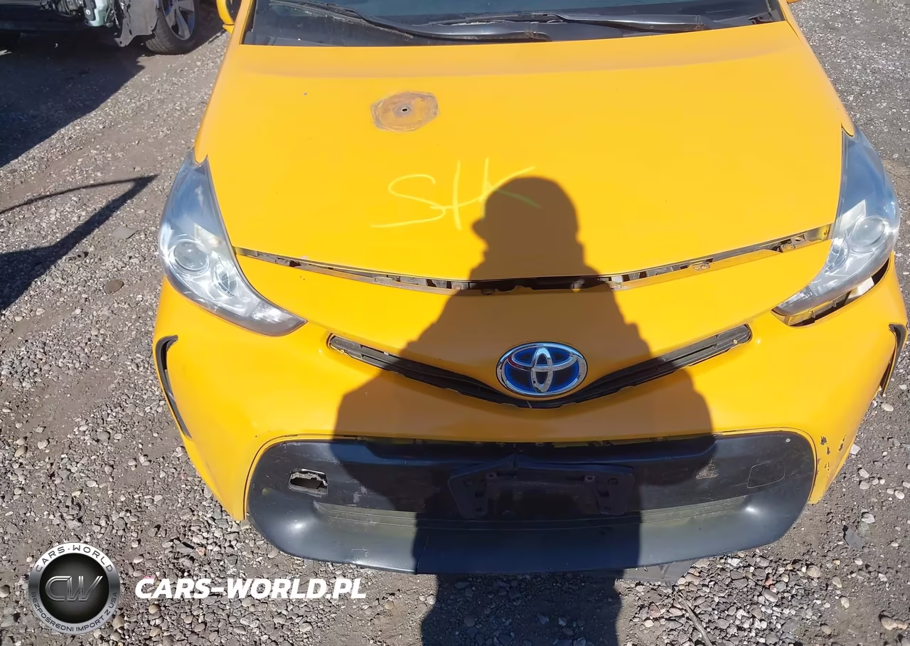 2016 Toyota Prius V Two VIN:JTDZN3EU9GJ044945 - 10