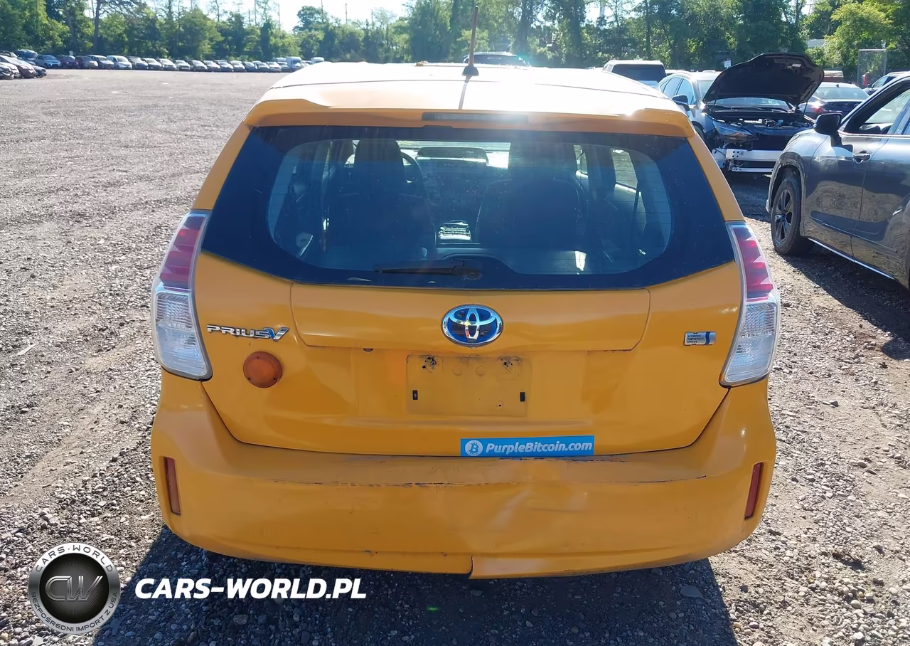 2016 Toyota Prius V Two VIN:JTDZN3EU9GJ044945 - 15
