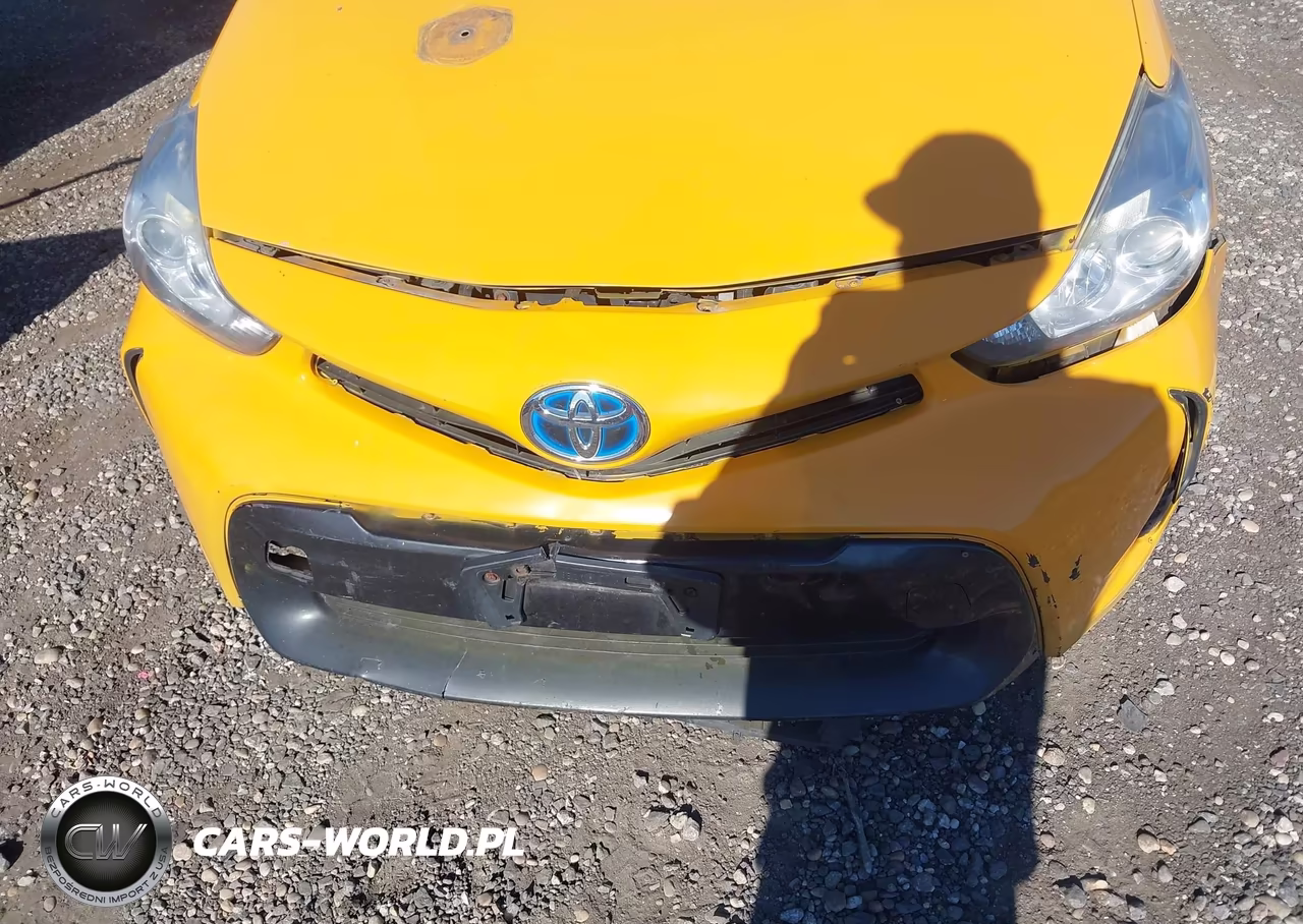 2016 Toyota Prius V Two VIN:JTDZN3EU9GJ044945 - 6