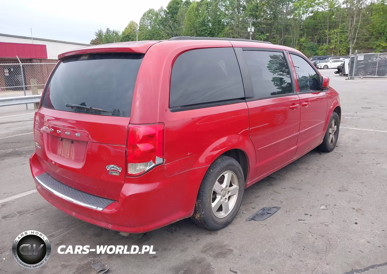 2013 Dodge Grand Caravan Sxt VIN:2C4RDGCG5DR654646 - 4