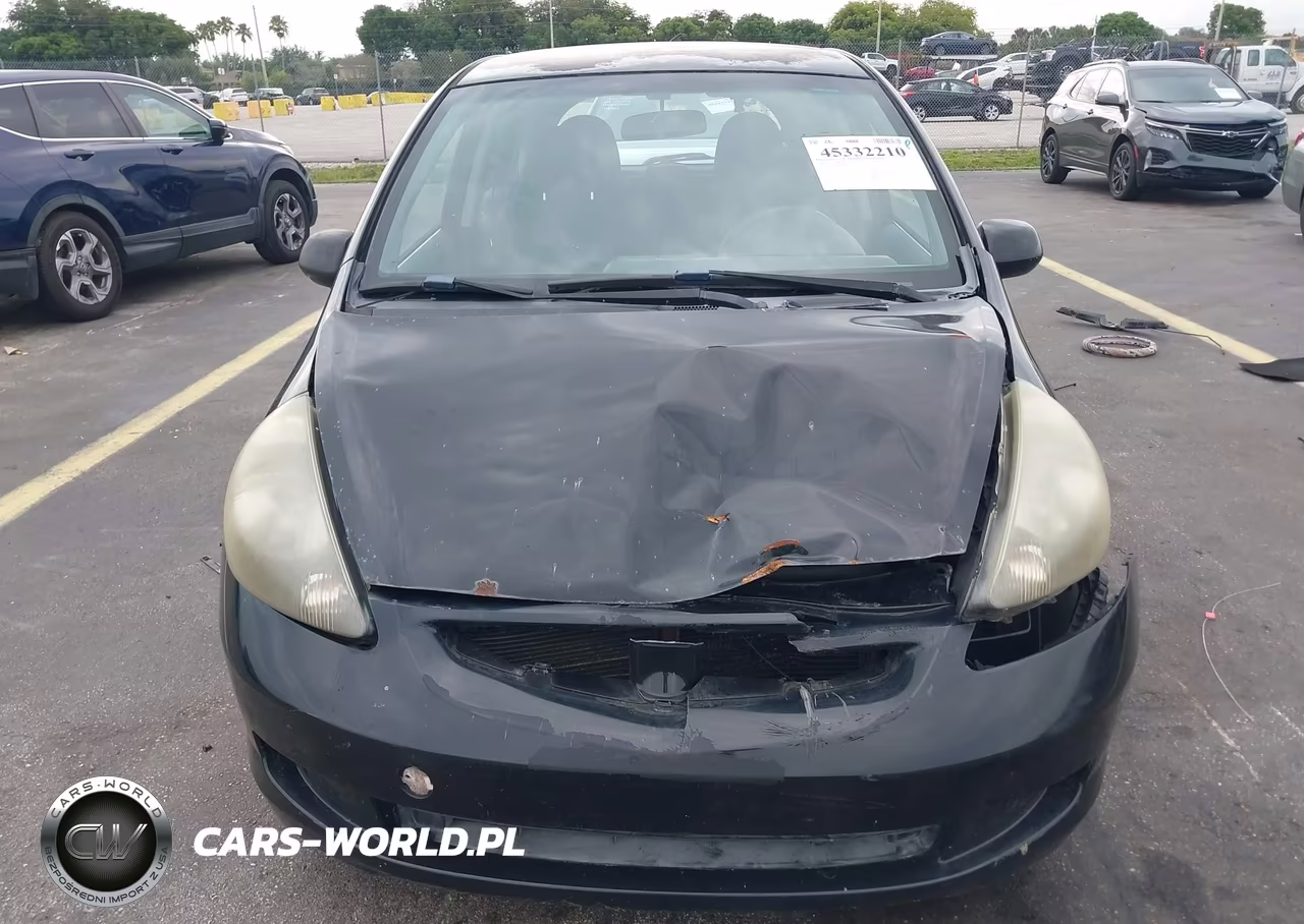2008 Honda Fit Sport VIN:JHMGD38688S028835 - 12